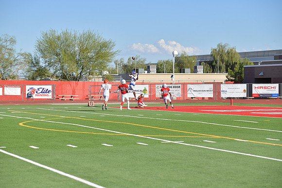 2022 04 f vs bishop gorman  DE2_1888