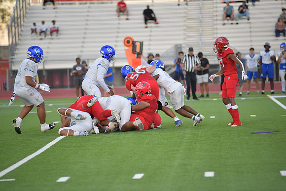 2022 04 v vs bishop gorman  DE2_3007