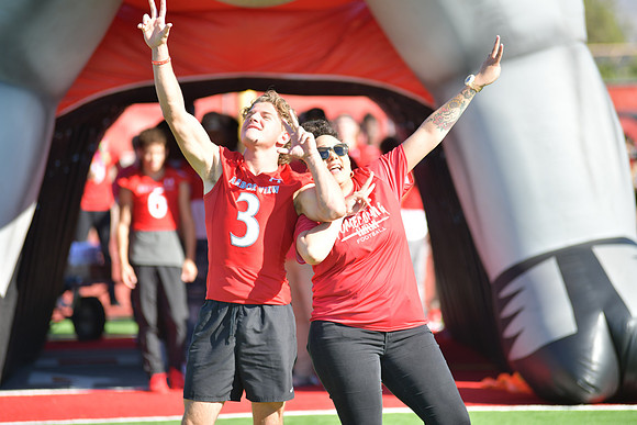 2022 05 homecoming assembly DE1_5428
