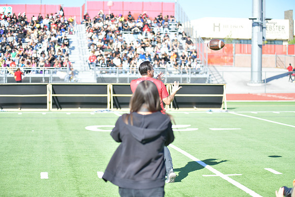 2022 05 homecoming assembly DE1_5504