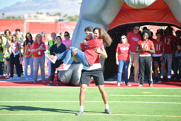 2022 05 homecoming assembly DE1_5514