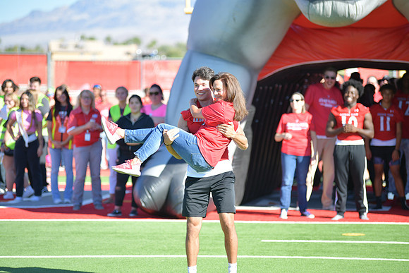 2022 05 homecoming assembly DE1_5516