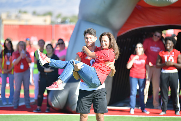 2022 05 homecoming assembly DE1_5523