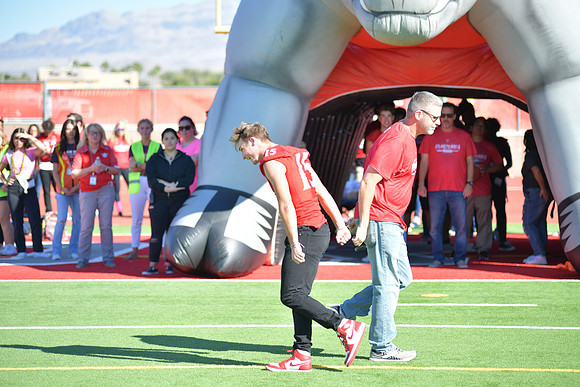 2022 05 homecoming assembly DE1_5587