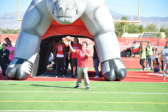 2022 05 homecoming assembly DE1_5606