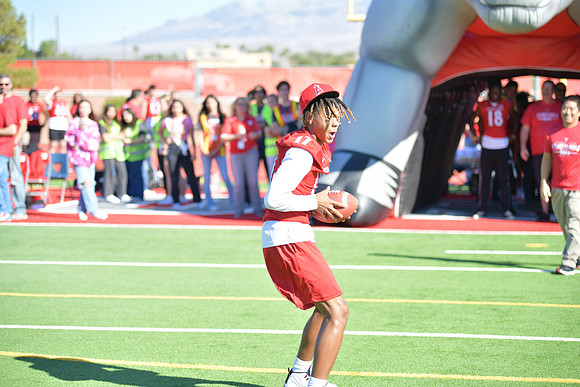 2022 05 homecoming assembly DE1_5611