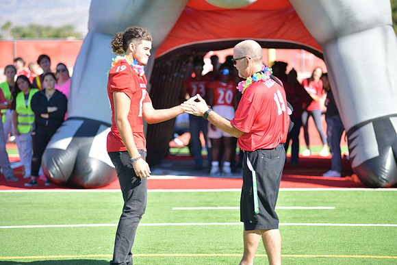 2022 05 homecoming assembly DE1_5637