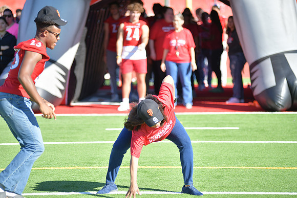 2022 05 homecoming assembly DE1_5673