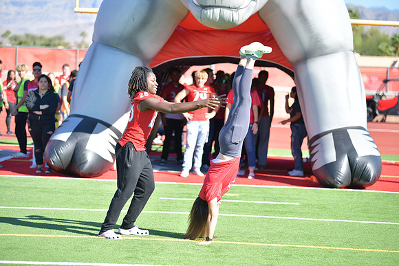 2022 05 homecoming assembly DE1_5709
