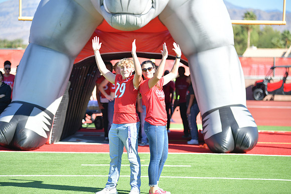 2022 05 homecoming assembly DE1_5726