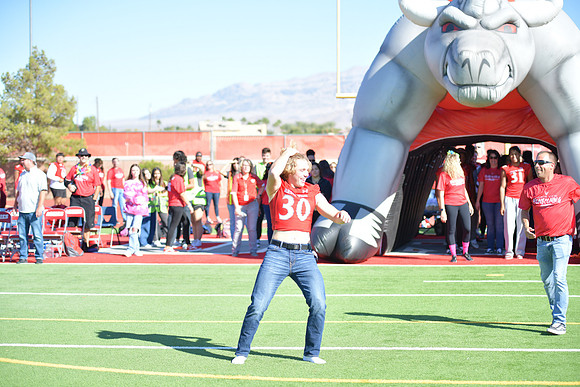 2022 05 homecoming assembly DE1_5738