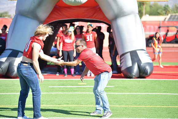 2022 05 homecoming assembly DE1_5741