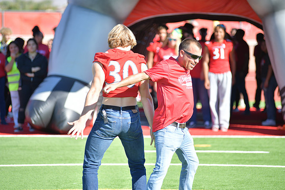 2022 05 homecoming assembly DE1_5742