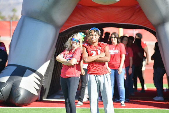 2022 05 homecoming assembly DE1_5754