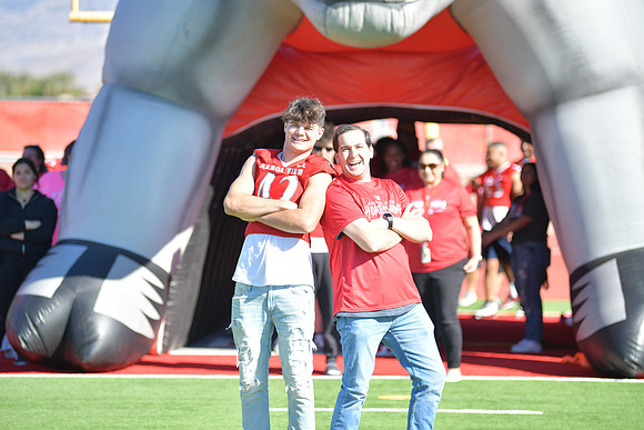 2022 05 homecoming assembly DE1_5794