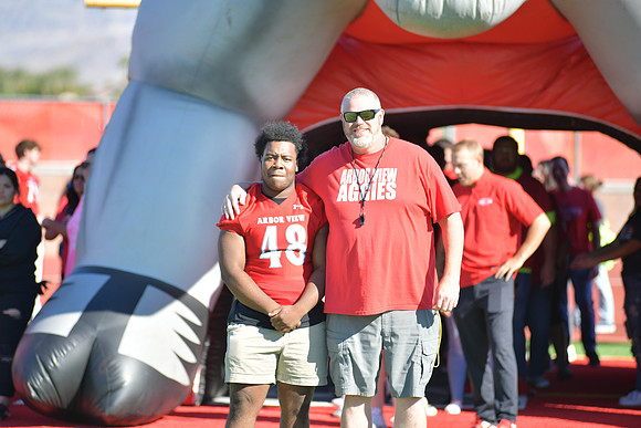 2022 05 homecoming assembly DE1_5807