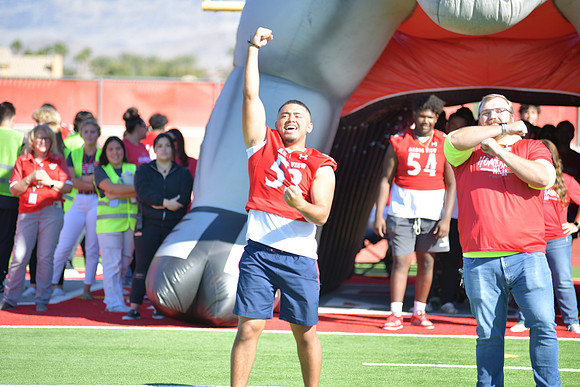 2022 05 homecoming assembly DE1_5851
