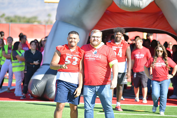 2022 05 homecoming assembly DE1_5858