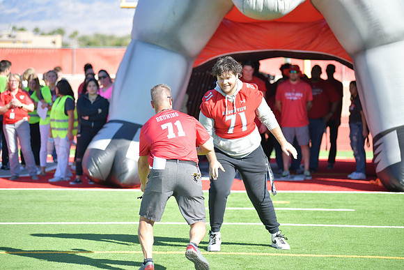 2022 05 homecoming assembly DE1_5935