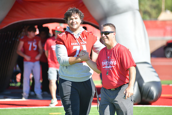 2022 05 homecoming assembly DE1_5940