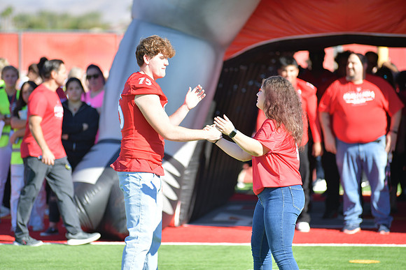 2022 05 homecoming assembly DE1_5952