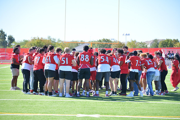 2022 05 homecoming assembly DE1_5998