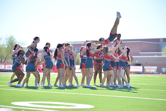 2022 05 homecoming assembly DE1_6217