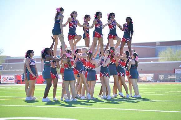 2022 05 homecoming assembly DE1_6234
