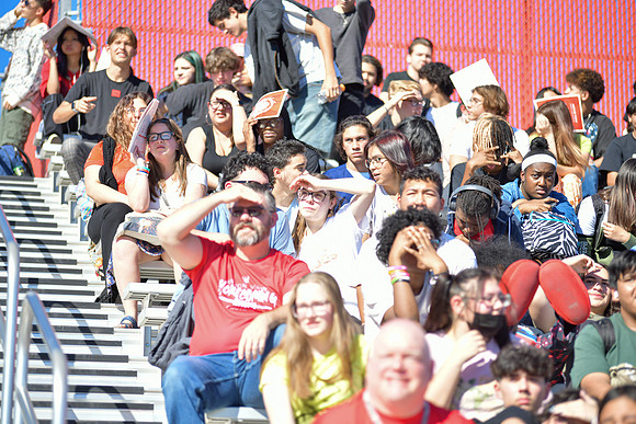 2022 05 homecoming assembly DE1_6265