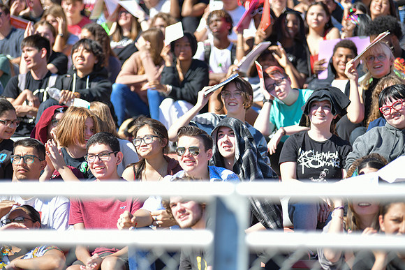 2022 05 homecoming assembly DE1_6279