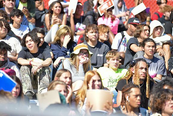 2022 05 homecoming assembly DE1_6293
