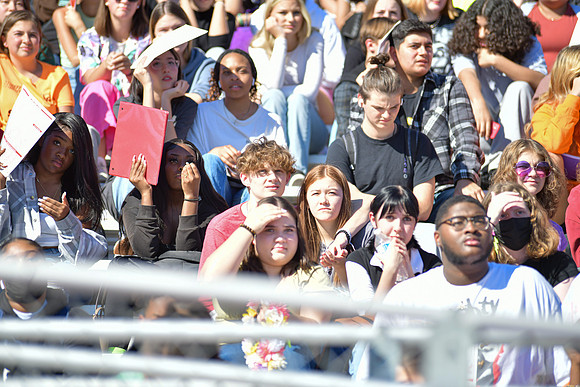2022 05 homecoming assembly DE1_6294