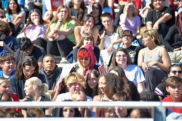 2022 05 homecoming assembly DE1_6308