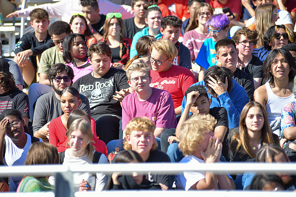 2022 05 homecoming assembly DE1_6313