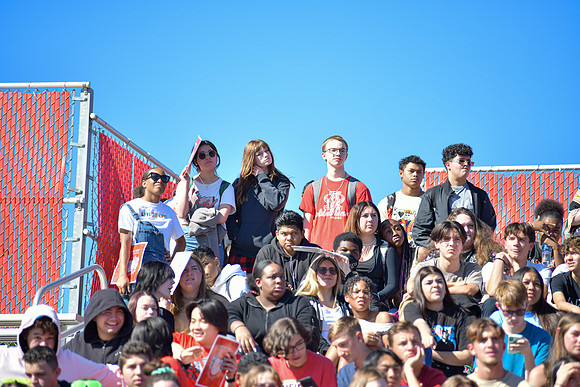 2022 05 homecoming assembly DE1_6315