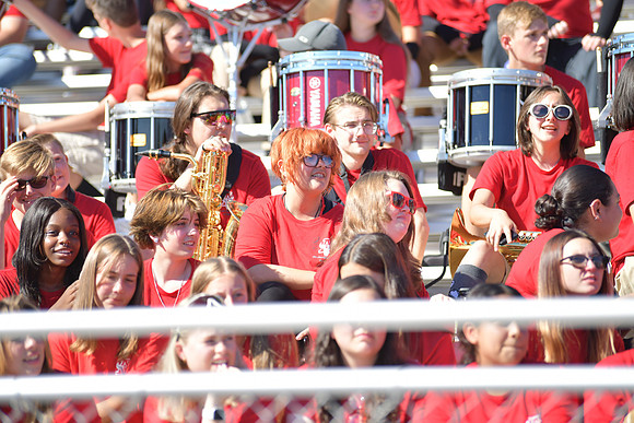 2022 05 homecoming assembly DE1_6324