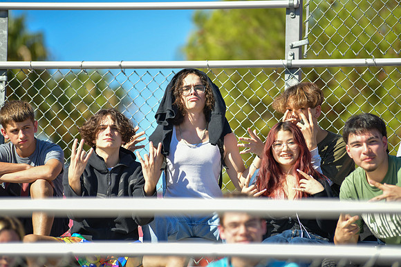 2022 05 homecoming assembly DE1_6327
