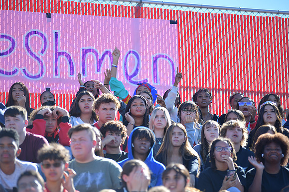 2022 05 homecoming assembly DE1_6353