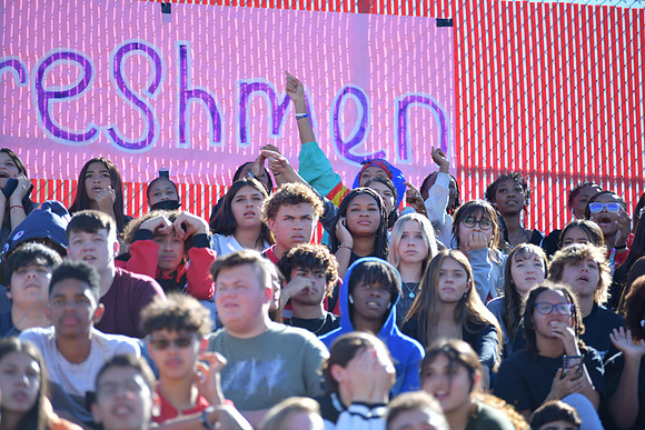 2022 05 homecoming assembly DE1_6354