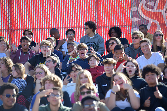 2022 05 homecoming assembly DE1_6364