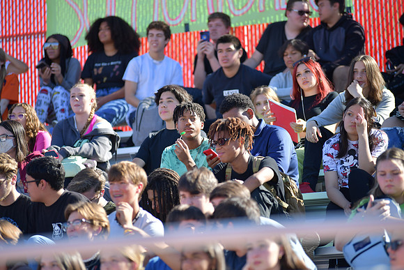 2022 05 homecoming assembly DE1_6367