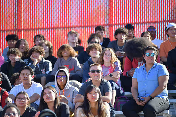 2022 05 homecoming assembly DE1_6386