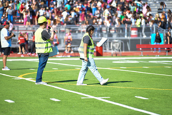2022 05 homecoming assembly DE1_6388