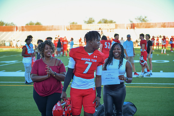 2022 05 v vs foothill *homecoming DE2_5146