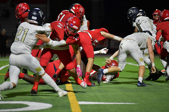 2022 05 v vs foothill *homecoming DE1_6849