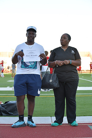 2022 05 v vs foothill *homecoming DE1_6499