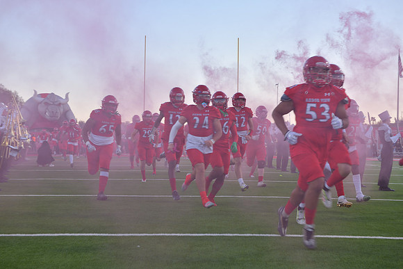 2022 05 v vs foothill *homecoming DE2_5240