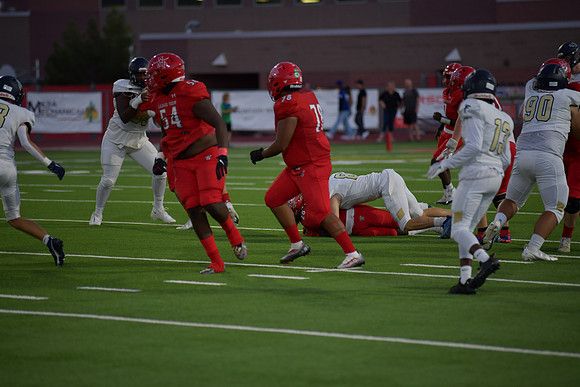 2022 05 v vs foothill *homecoming DE1_6691