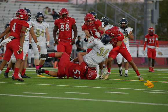 2022 05 v vs foothill *homecoming DE2_5413