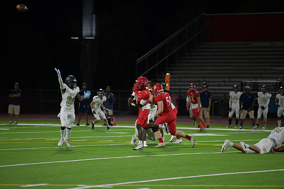 2022 05 v vs foothill *homecoming DE1_7075